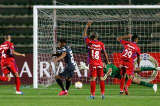 Tigre perdió con Bolívar en La Paz y empieza a alejarse de la Copa Libertadores
