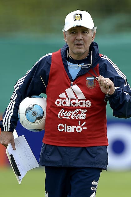 Sabella durante un entrenamiento en Ezeiza junto a la Selección Argentina, el 19 de marzo de 2013