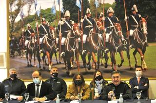 Nuevo conflicto: regularizan sueldos de tres fuerzas federales, no los de la PSA