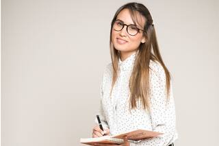 Ayuda a tomar decisiones económicas a mujeres y este año prevé facturar un millón de dólares