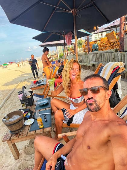 Sabrina Rojas compartió postales de sus vacaciones en Brasil con José Chatruc (Foto: Instagram @rojassasi)