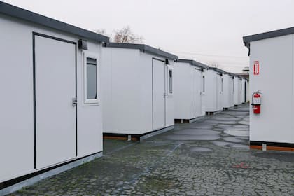 Sacramento evalúa sumar 35 minicasas para personas sin hogar