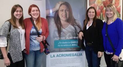 Sadra creó APEHI (Asociación de Pacientes con Enfermedades de Hipófisis) cuyo objetivo es buscar más pacientes en su misma situación para tener continuidad en el tratamiento.