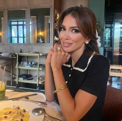 Sahar Biniaz conservó su corona, por lo que nadie más representará a Persia en el certamen (Instagram/@saharbiniaz)