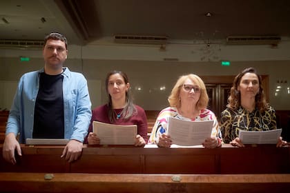 Said, Juliana Gattas, Rita Cortese y Antonia Zegers en una escena de la película, que llega a las salas este jueves 7