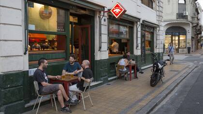 Saigón, cocina vietnamita en el mítico Mercado de San Telmo