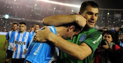 De la cancha a la dirigencia: Sebastián Saja, ahora secretario deportivo, y Diego Milito, presidente electo de Racing