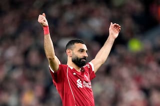 Salah revive en Anfield y guía al Liverpool a cuartos de la Liga de Campeones