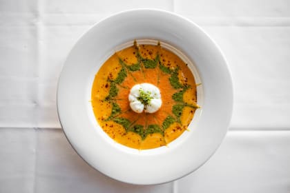 Sopa tricolor, uno de los platos favoritos en el bodegón de Fernanda Tabares.