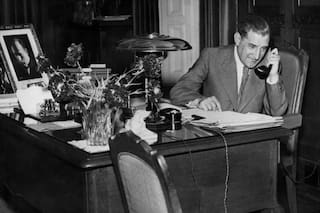 El dictador que ya no gobernaba y la canción que inició una inusual revolución: “Vimos una multitud en las calles”