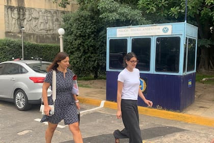 Sale de Comodoro Py Vanesa Tossi