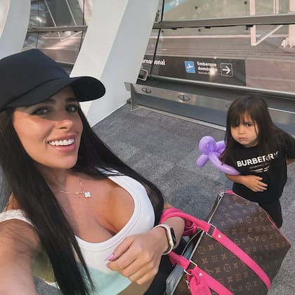 Salidas con sus hijos y momentos en el hogar, las tiernas postales de Cervantes de vuelta en Londres (Foto: Instagram @valucervantes)