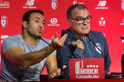 Salim estudió a Bielsa: antes de trabajar con el DT, tradujo todas las conferencias del entrenador en Bilbao a modo de entrenamiento