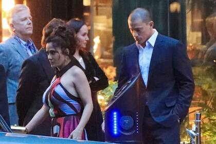 Salma Hayen y Channing Tatum lucen espléndidos en el rodaje de  Magic Mike 3 en Londres