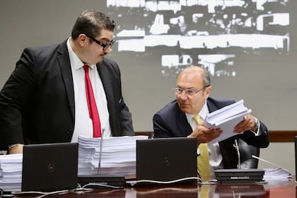 Salmain y su abogado Castro Bianchi