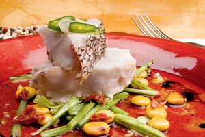 Salmón blanco con colchón de vegetales