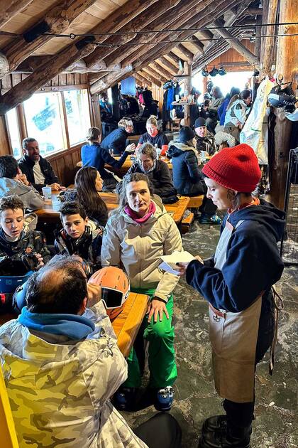 Salón de El Rancho de Manolo, en Chapelco