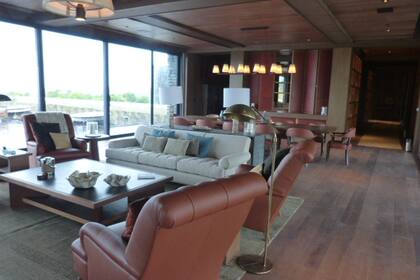 Salones del futuro club privado de Bodega Garzón