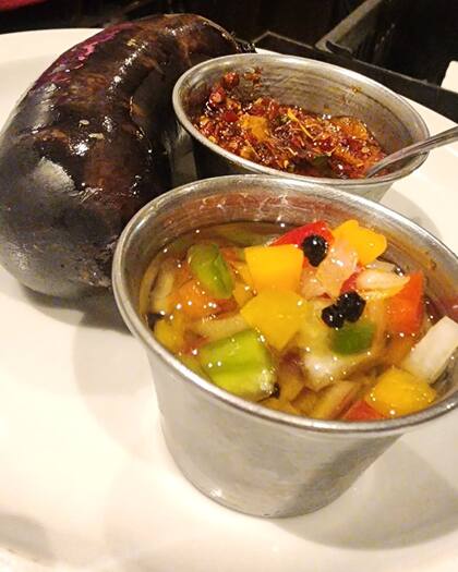 Salsa criolla y chimichurri