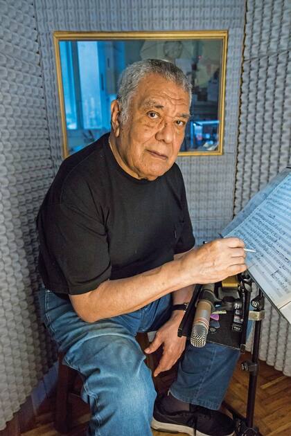 Saluzzi, escribiendo música en la intimidad de su estudio