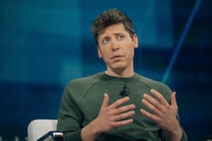 Sam Altman, el CEO de OpenAI, anunció que wARS, la criptomoneda del peso argentino, operará en la billetera de World