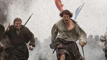 Sam Heughan interpreta al guerrero escocés Jamie Fraser