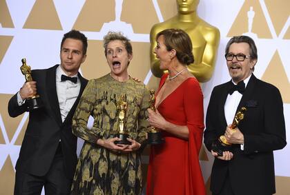 Sam Rockwell, s McDormand, Alisson Janney y Gary Oldman, con sus Oscar