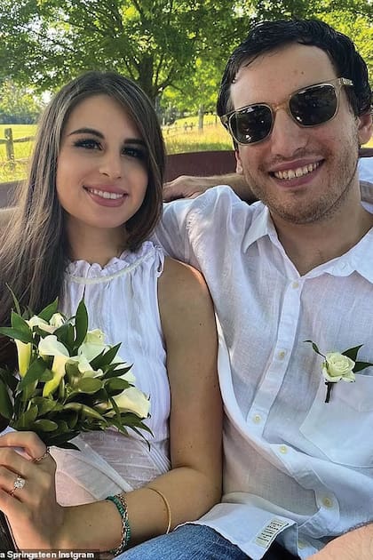 Sam y Alex Reph el día de su casamiento