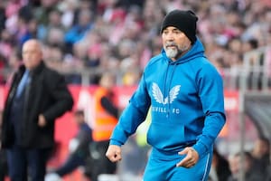 Sampaoli explota de furia por una derrota que deja a Sevilla cerca del descenso en la Liga de España