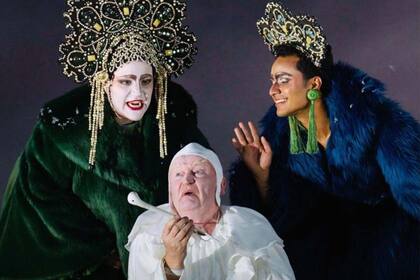 Samuel Mariño es cantante de ópera