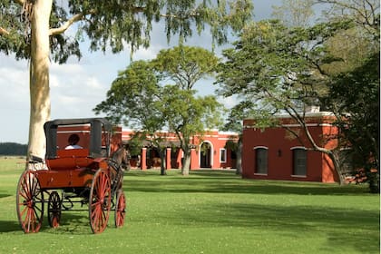 San Antonio de Areco, es una de las ciudades íconos del país en cuestión de tradición gauchesca.