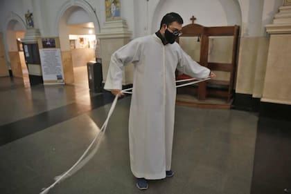 Para la misa se tomaron todas las precauciones