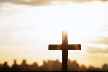 San Juan acompañó a Jesús y María en la crucifixión