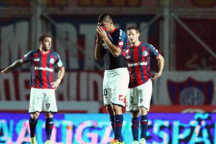 San Lorenzo, de capa caída