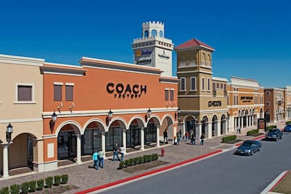 San Marcos Premium Outlets se encuentra a la salida 200 de la Interestatal 35