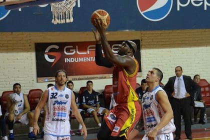 San Martín le ganó con autoridad a Peñarol