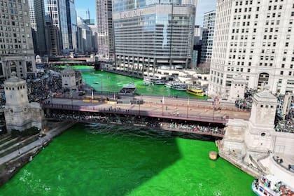 San Patricio se caracteriza por el color verde (REUTERS)