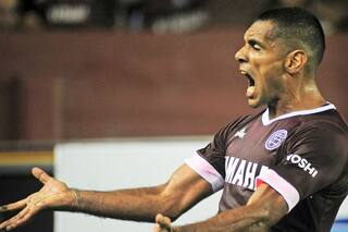 Por la Superliga, Lanús superó a Gimnasia y sigue con su racha positiva