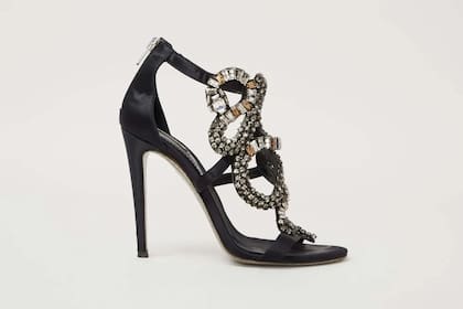 Sandalias Roberto Cavalli: entre US$100 y US$200