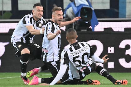 Sandi Lovric le dio a Udinese el 1-0 parcial sobre Napoli