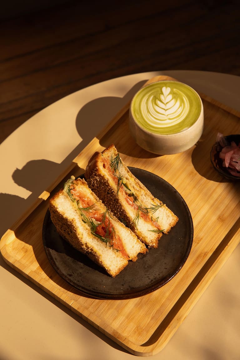 Sando de trucha gravlax