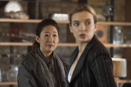 Sandra Oh y Jodie Comer en Killing Eve