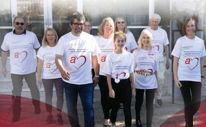 Sandra Tremulis se dedicó a investigar esta condición y a promover su conocimiento, fundando una organización sin fines de lucro para concientizar sobre este factor de riesgo cardiovascular (https://lipoproteinafoundation.org/)