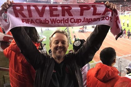 Sandro es un apasionado del fútbol argentino.