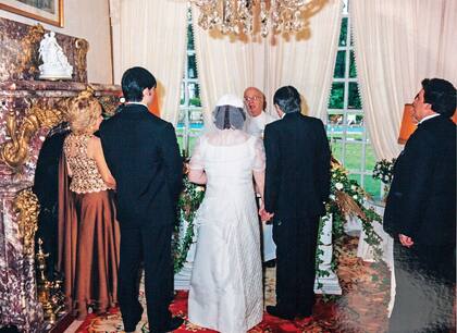 Sandro y Olga Garaventa se casaron el 13 de abril de 2007, tres años después de comenzar la relación de amor.
