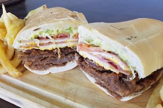 La provincia que asegura preparar los mejores sándwiches de milanesa del país