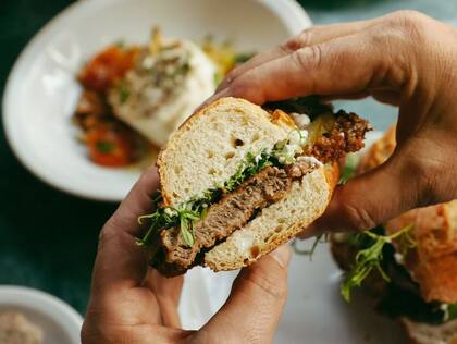 Sánguche de milanesa de Condarco