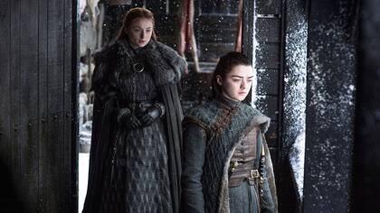 Sansa y Arya, enfrentadas