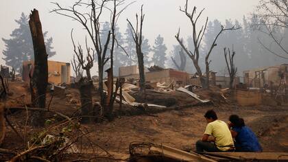 Miles de personas han perdido sus hogares ante el avance de las llamas