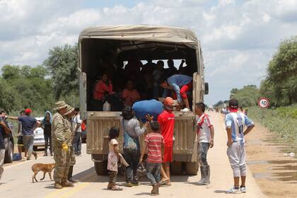 Santa Victoria, Salta. Evacuados en la zona de La Curvita